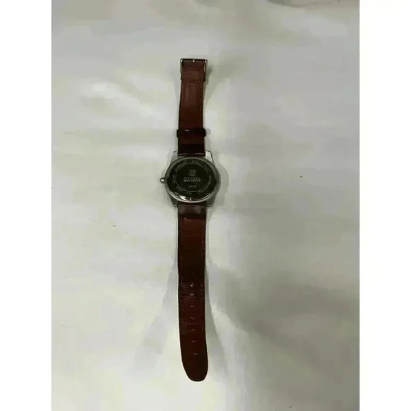Swiss Army Wenger S.A.K Design Ladies Leather Band Watch Date Dial main image 4